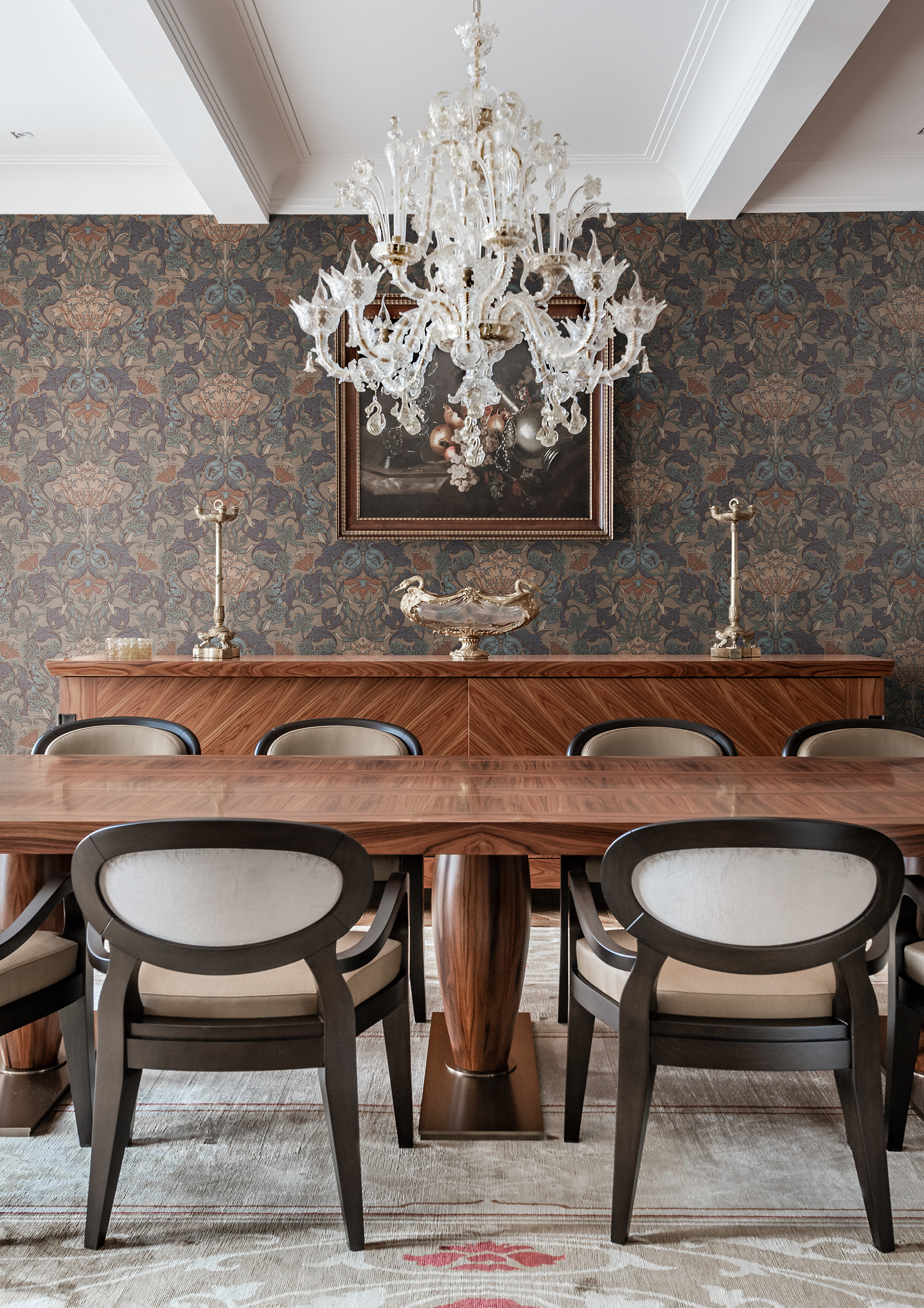 Обои Loymina British Style Garden Tulip Brit 11 022 10,05×1 фото в интерьере